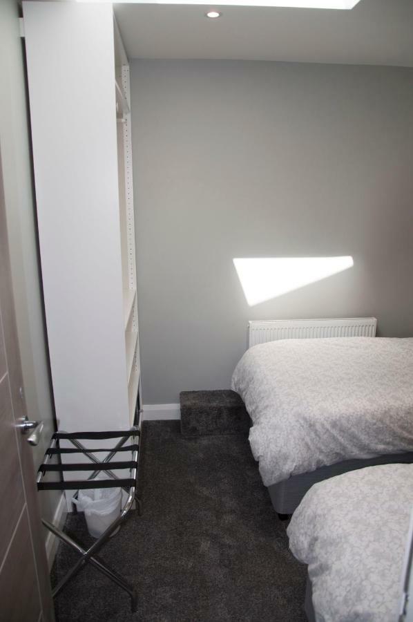 The Square Guest Apartment Stewartstown Ngoại thất bức ảnh