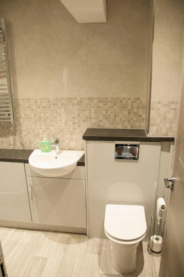 The Square Guest Apartment Stewartstown Ngoại thất bức ảnh